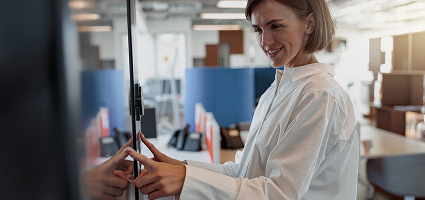 Maintenance of Building Security System in Farmersville, California